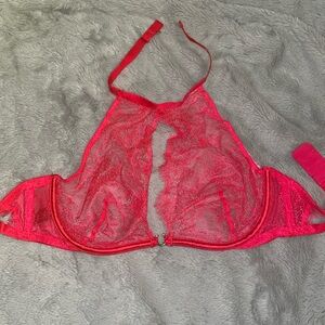 Red lace sheer keyhole bra / bralette
